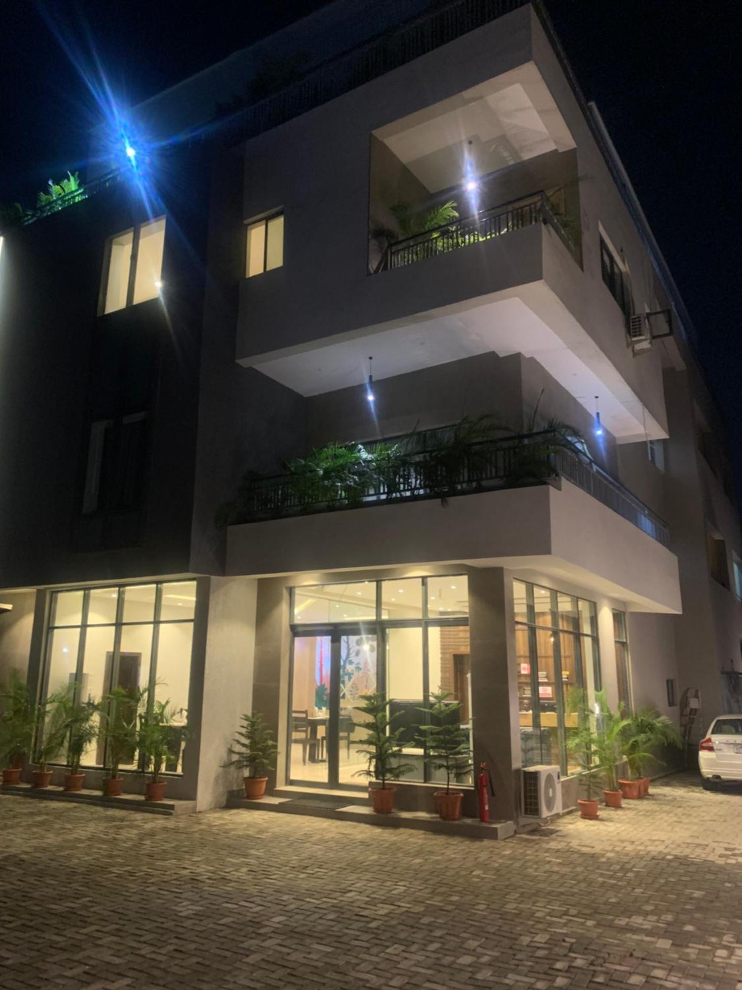 Greywood Hotel And Apartments Ikeja Exterior foto